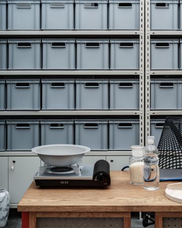 書斎や事務所でご飯が炊ける!!︎ 直火可能なテーブルウ