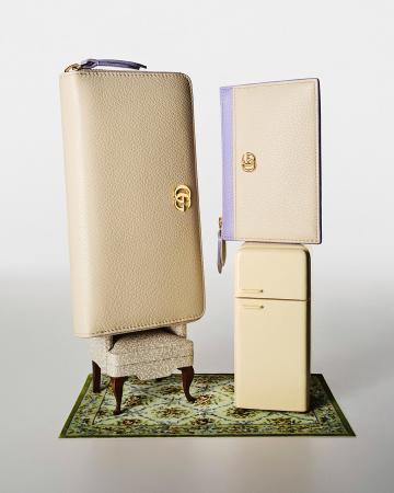 12月のラッキーデーを祝う スモールレザーグッズの日 12月のラッキーデーを祝う スモールレザーグッズの日