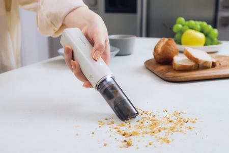 ササッと小掃除にぴったり！レコルト［コードレス ス