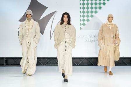 応募数約2000件！パリコレデザイナーらによる審査と、