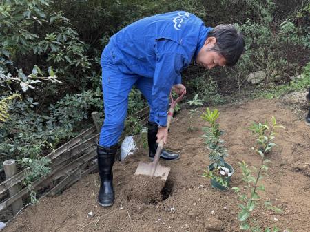 NGP協同組合 香川県豊島の環境保全・再生活動へutf-8 NGP協同組合 香川県豊島の環境保全・再生活動へutf-8