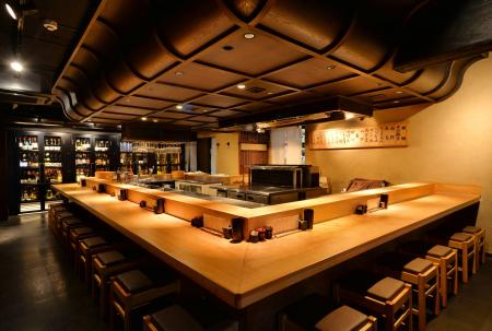 高級焼鳥の先駆け店 『鳥幸』で多様な飲み方を実現