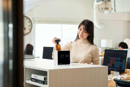 まるでデジタル時計。インテリアに溶け込む業務用アロ まるでデジタル時計。インテリアに溶け込む業務用アロ