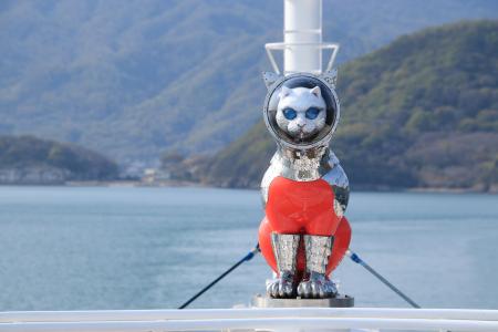 瀬戸芸2025作品『SHIP’S CAT (Boarding)』の船上展示