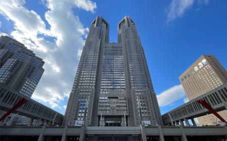 ＜都庁が”光のキャンバス”に＞ 世界最大級のプロジェ