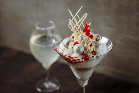 完全会員制パフェバー「Remake easy」が12月季節限定