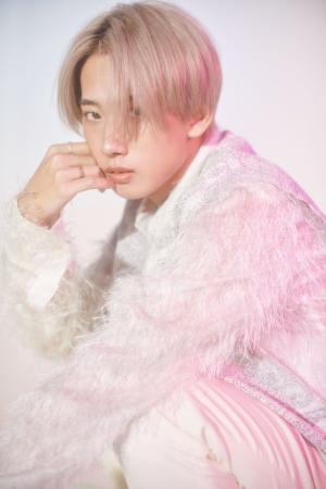 “タイプロ”出演で話題のソロアーティスト鈴木凌 初の