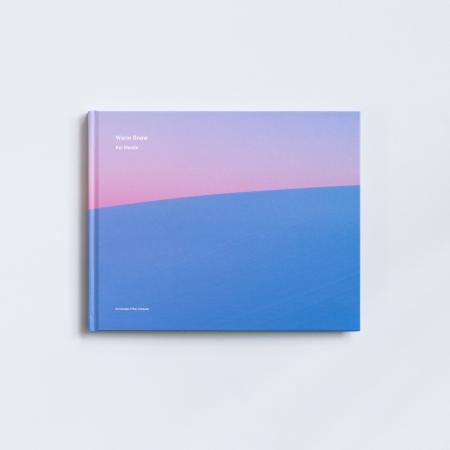 ホテル「暖雪 札幌」の館内フォトアート『Warm Snow』