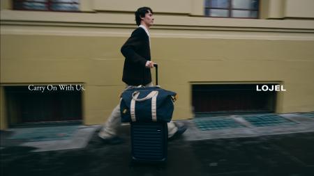 一年の終わりを再定義するホリデーキャンペーン“Carry