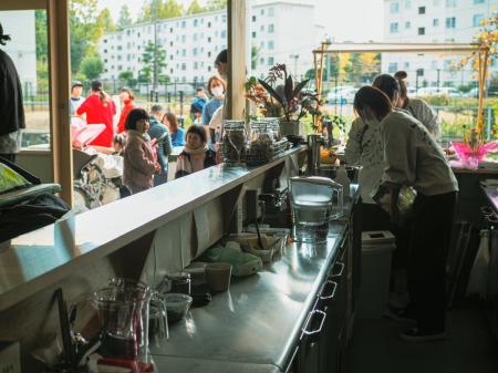 【多摩ニュータウン】福祉への“見えない境界線”を薄め