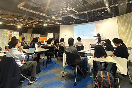 経済産業省・IPAが運営する「マナビDX」に、ケンブリ