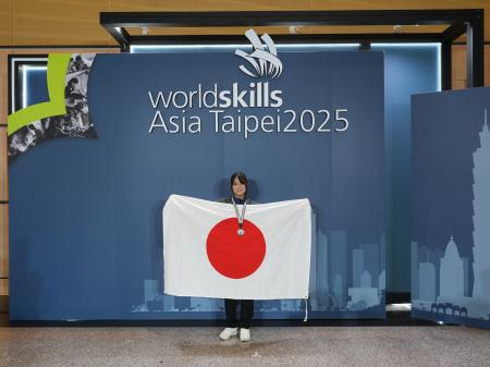 アイシン、第3回技能五輪アジア大会で銀メダルを獲得