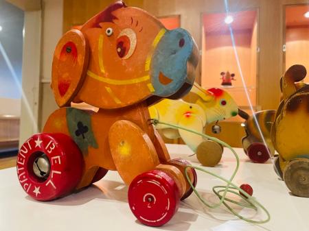 おもちゃ美術館 初の対話型鑑賞プログラム　＜企画展