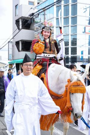 第62回清和源氏まつり 懐古行列の出演者を募集中 / 兵 第62回清和源氏まつり 懐古行列の出演者を募集中 / 兵