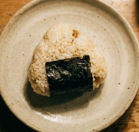 【SNSで大きな反響!】12 日間で5万枚のおにぎり写真 【SNSで大きな反響!】12 日間で5万枚のおにぎり写真