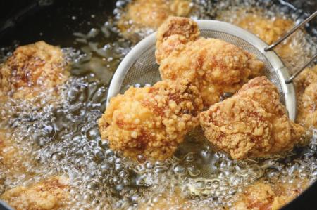 「唐揚げ店」の倒産、ピークから半減　淘汰の波は収束