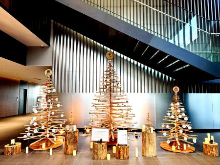 間伐材 × シードペーパーで叶えるサステナブルなクリ 間伐材 × シードペーパーで叶えるサステナブルなクリ