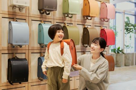 土屋鞄、新形態のランドセル複合店「THE RANDOSERU」