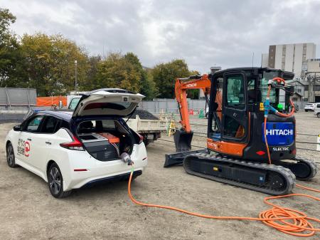 バッテリー駆動式ショベルへの移動式給電による実証試