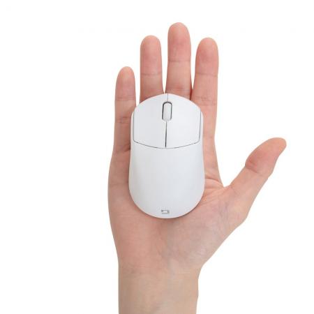 電池込みでわずか47gの「小型静音3ボタンBlueLEDマウ