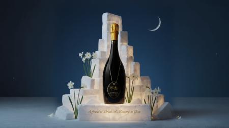 シャンパンブランド【Meilleure vie協賛】デヴィ夫人