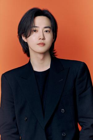 時代劇初主演を務めたスホ（EXO）が語る“人生が込めら