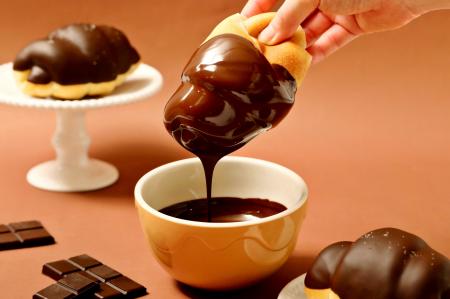 【流行ハイブリッド塩パン】「ハートブレッドアンティ