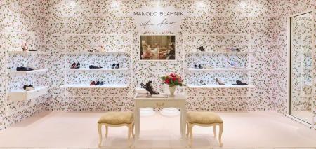 【マノロ ブラニク】「マリー・アントワネット ポップ