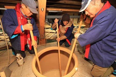 冬の風物詩 新酒造りが高槻市の銘醸地富田地区で本格 冬の風物詩 新酒造りが高槻市の銘醸地富田地区で本格