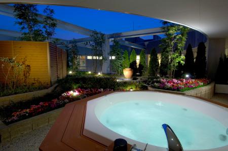 東京・池袋　都心の大人のスパ施設「タイムズ スパ・