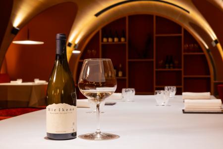 【リゾナーレ八ヶ岳】月の光の下、真夜中に収穫したシ