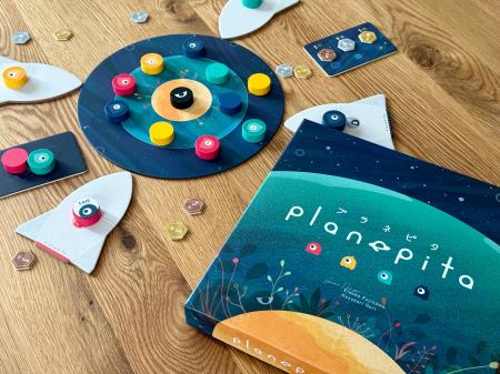 【全国で一般発売】磁石で「ピタッ」とくっつく快感！