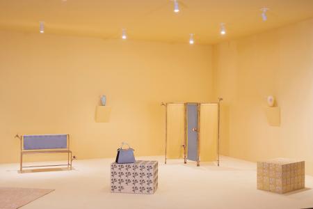 フェンディ、コニー・ヴァレッセによる「フォンデリア