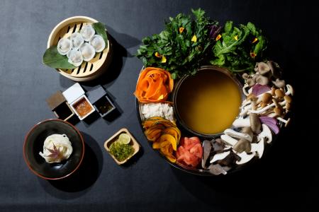 日本初の“発酵×花鍋”フルコースが誕生 |城崎温泉・小