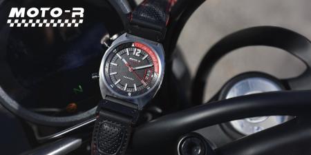 バイクライダー向け時計「MOTO-R」から、日常からツー