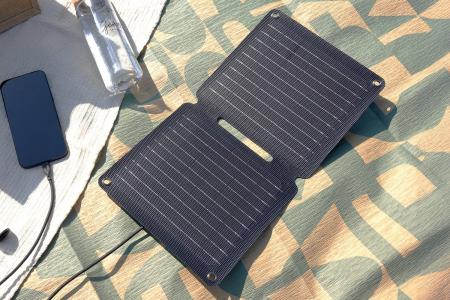 収納＆持ち運びがしやすい！コンパクトなポータブルソ