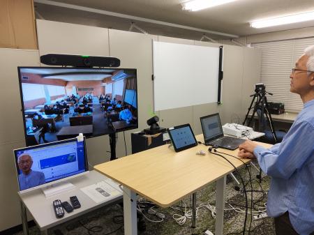 離島の教育格差を解決する、遠隔授業の取り組み。島根 離島の教育格差を解決する、遠隔授業の取り組み。島根