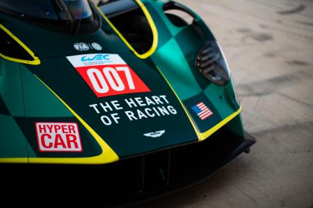 アストンマーティンValkyrie、2026年WECに同じラutf-8 アストンマーティンValkyrie、2026年WECに同じラutf-8