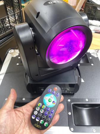 新製品 リモコンで制御可能な150Wムービングライト「V 新製品 リモコンで制御可能な150Wムービングライト「V