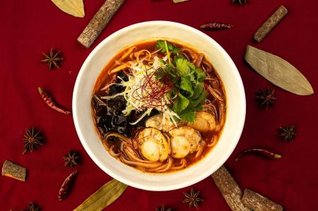 『麻辣湯（マーラータン）×フォー』冬の期間限定 北海