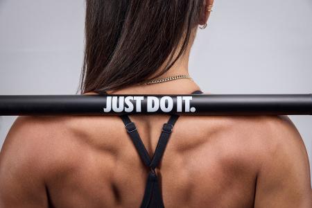 日本初上陸　Nike Strength 本日始動