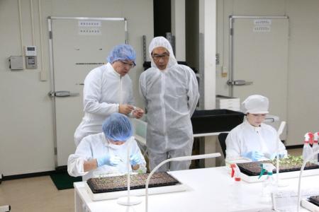 埼玉県大野知事が「ふれあい訪問」で第一実業ベリーズ 埼玉県大野知事が「ふれあい訪問」で第一実業ベリーズ