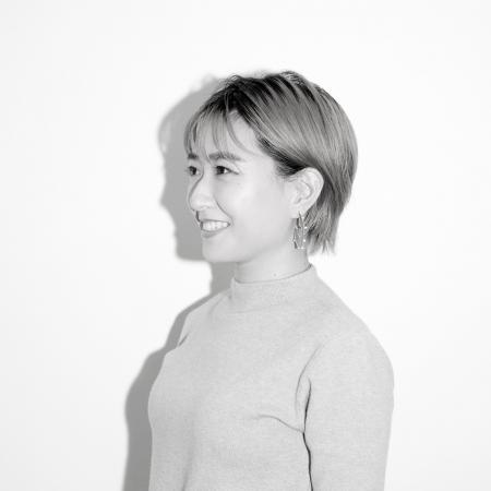 【KNT365 × 江上 秋花】アーティスト「江上 秋花」と 【KNT365 × 江上 秋花】アーティスト「江上 秋花」と