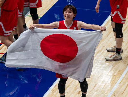 江戸川大学の卒業生・若松優津さんが「東京2025utf-8 江戸川大学の卒業生・若松優津さんが「東京2025utf-8