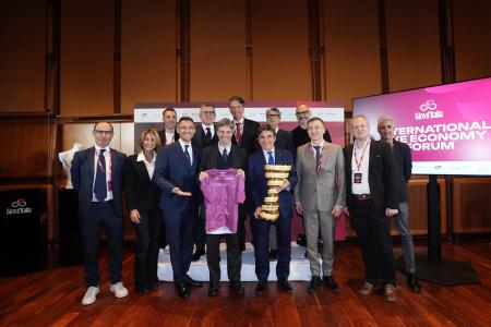 人気料理研究家ベリッシモ・フランチェスコ、ジロ・デ 人気料理研究家ベリッシモ・フランチェスコ、ジロ・デ