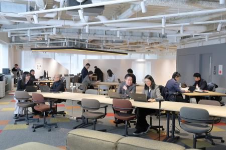 丸天産業、“オフィスを経営の推進装置にする”独自モデ 丸天産業、“オフィスを経営の推進装置にする”独自モデ