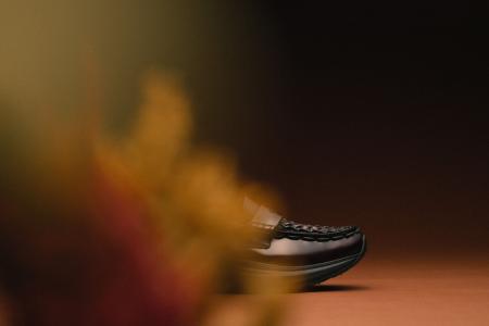 NEWカラーが数量限定で再登場! 歩き心地の良さを叶え NEWカラーが数量限定で再登場! 歩き心地の良さを叶え