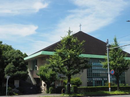 「同志社の創立者である新島襄が設立した平安教会を大 「同志社の創立者である新島襄が設立した平安教会を大