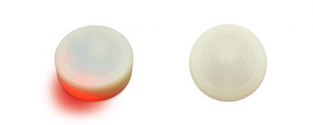 音と光で位置を知らせるBLEビーコン「BLEAD(R)-SL」。 音と光で位置を知らせるBLEビーコン「BLEAD(R)-SL」。