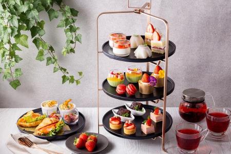 【都ホテル博多】ストロベリーアフタヌーンティー 予